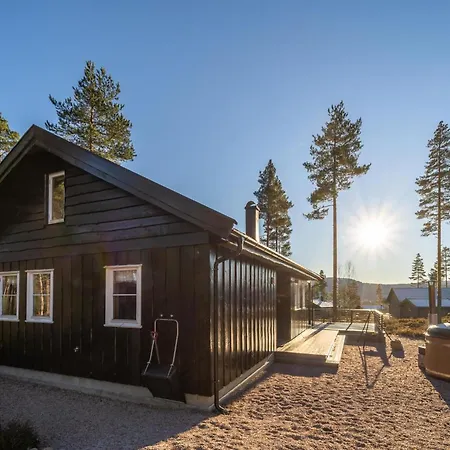 With Sauna And Hot Tub Vrådal